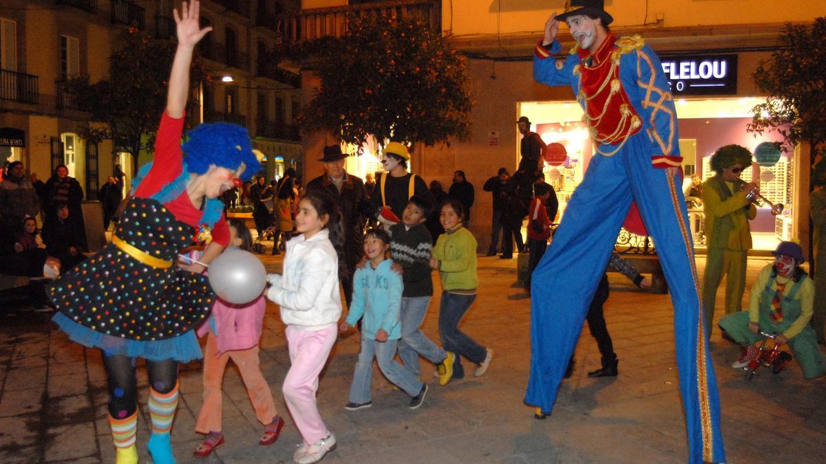 La festiva inauguración de la peatonalizada calle Rey Daviña, en 2010.