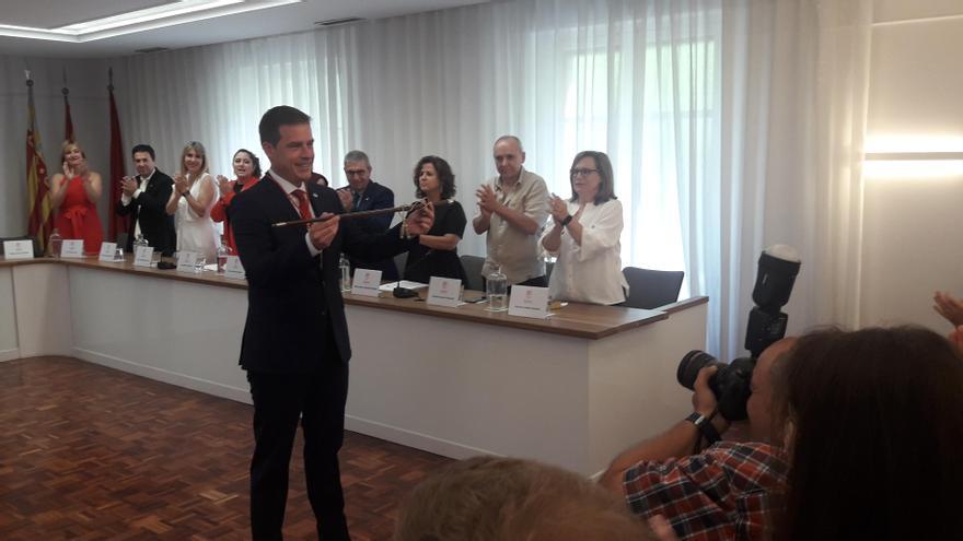 El socialista Roger Cerdà es investido de nuevo alcalde, con el apoyo de Xàtiva Unida