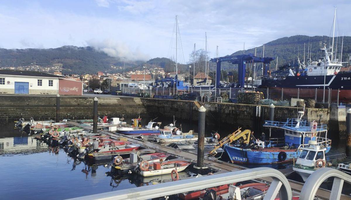Pantalán de Meira sin 
apenas movimiento.
|  G.N.