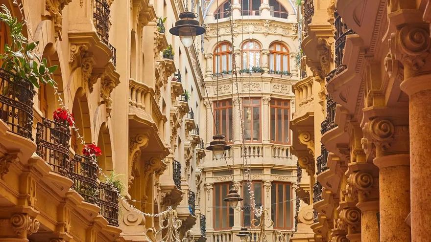 La calle más bonita de España está en la provincia olvidada de Castilla-La Mancha y es perfecta para una escapada