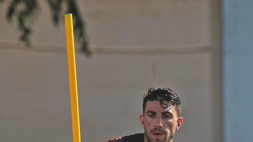 Piccini, en un entrenamiento en Paterna.  | F. CALABUIG/SD