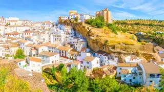 Este pueblo Bien de Interés Cultural recibe más de 2,5 millones de turistas y apenas suma 2.700 vecinos