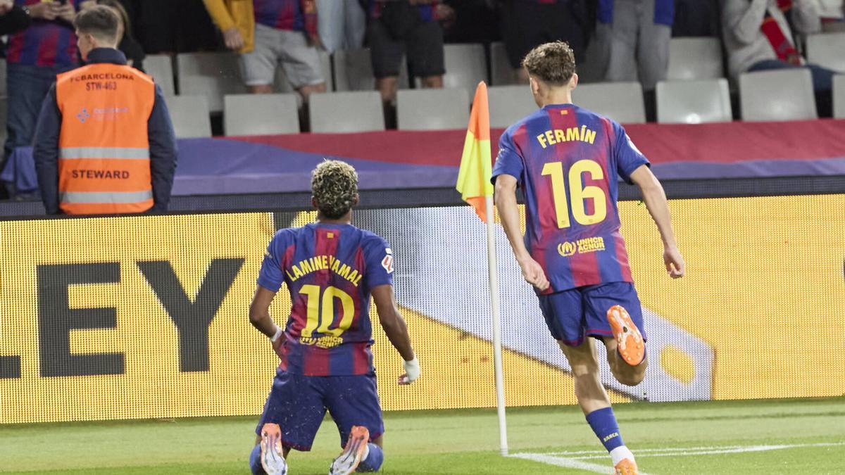 Lamine volvió a ver portería frente al Elche