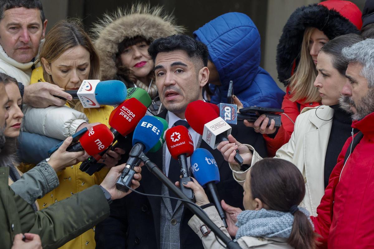 El padre de Mouliaá, rotundo ante el juez: Si hubiera sabido lo que pasó, esa misma noche la hubiera acompañado a comisaría