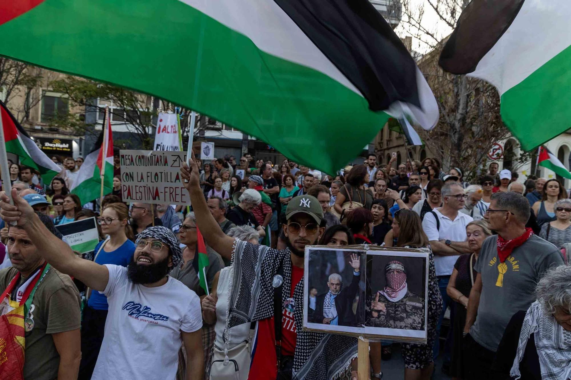 Medio millar de voces claman en la Muntanyeta por la liberación de la flotilla y el boicot a Israel