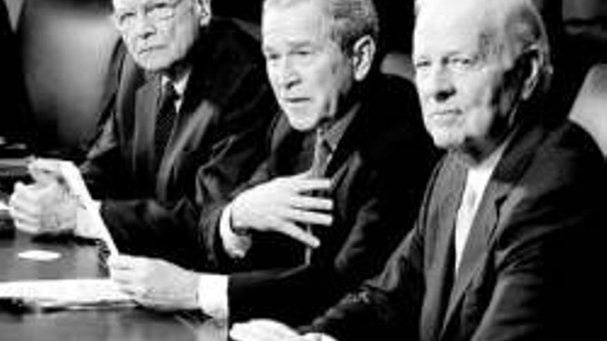 La ´comisión Baker´ pide a Bush una amplia retirada de Irak en el 2008