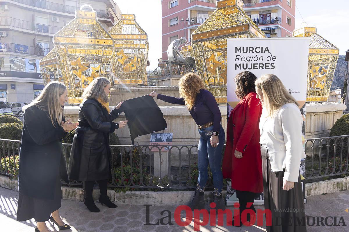 Cehegín rinde homenaje a las mujeres cosedoras de alpargatas
