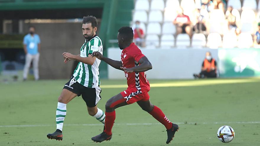 Las imágenes del Córdoba CF-Don Benito