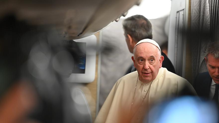 Las intrigas prenden en el Vaticano: arrecian los ataques conservadores contra el papa Francisco