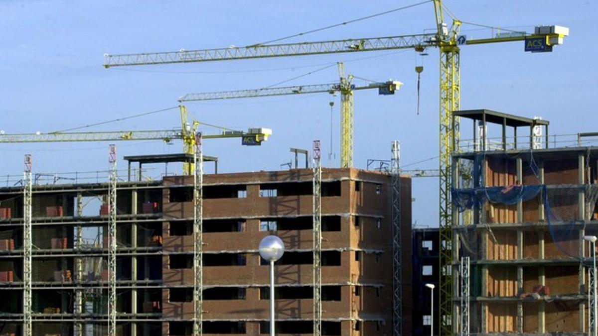 Edificios de viviendas en construcción, en Madrid.