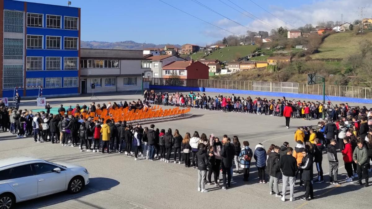 Participantes en la concentración.