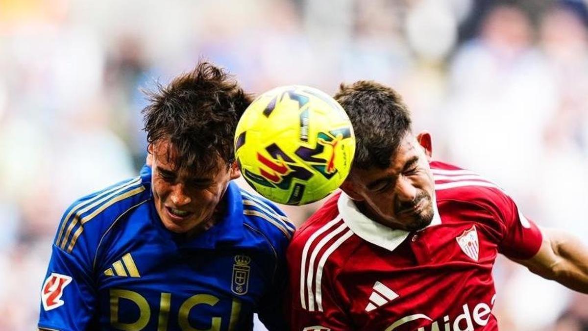 Kike Salas, durante el Oviedo Sevilla en el Carlos Tartiere