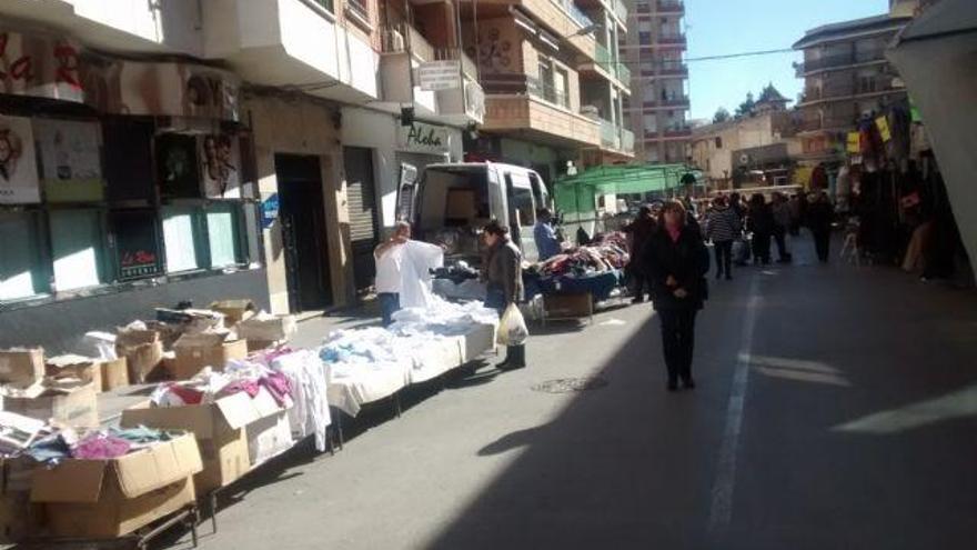 El mercado de los miércoles de Cehegín se traslada al parque Ginés Ibáñéz