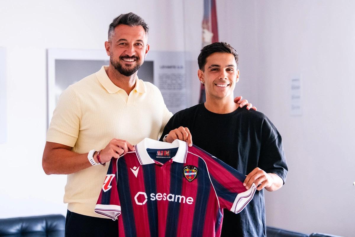 Hugo Sotelo, nuevo fichaje del Levante UD