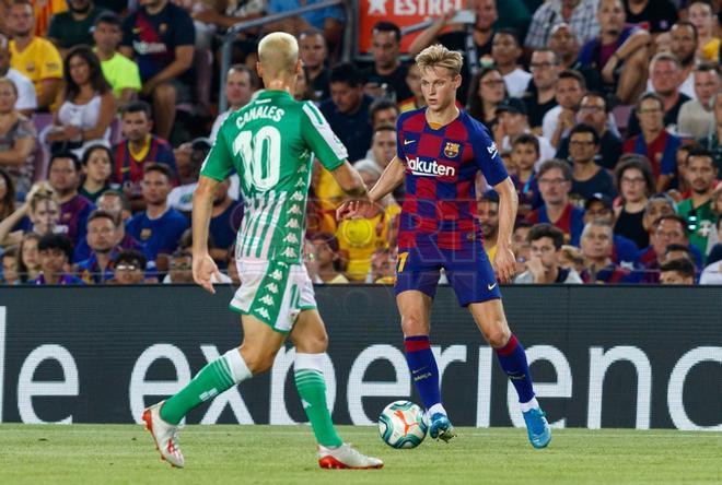 Imágenes del partido entre el FC Barcelona,5 - Betis, 2 correspondiente a la jornada 02 de LaLiga Santander y que se ha disputado en el Camp Nou, Barcelona.