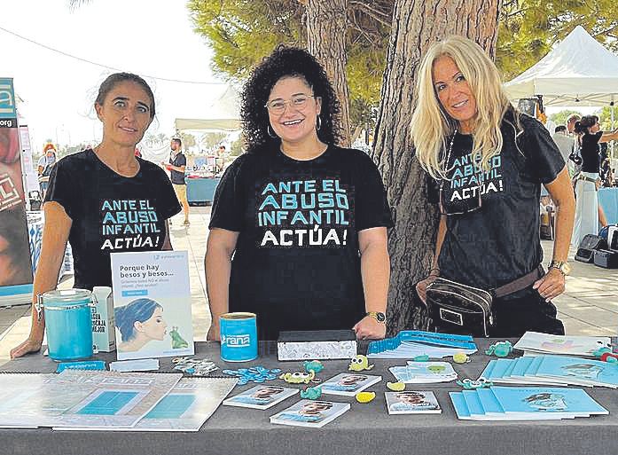 Pilar Sevilla, Aina Maria Duran y Patricia Moliné.