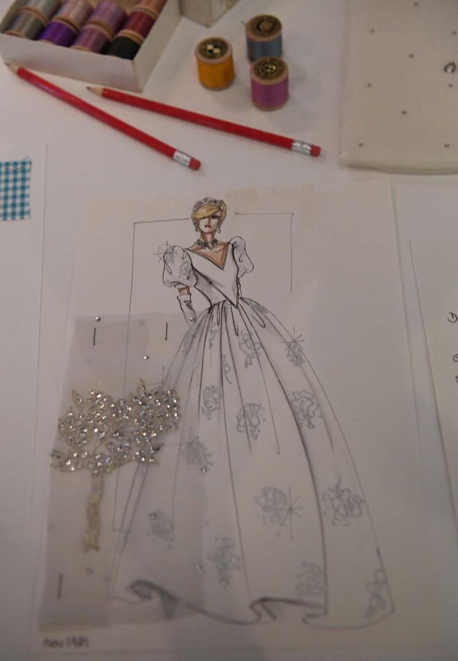 Bocetos y adornos nupciales para Lady Di