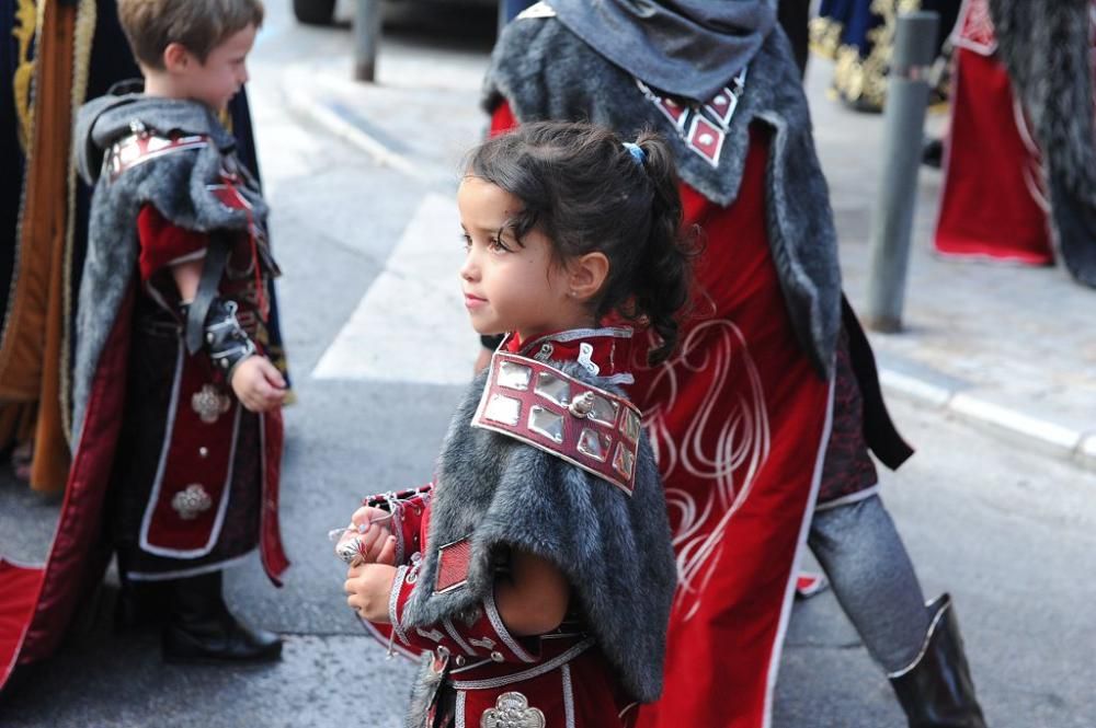 Desfile de Moros y Cristianos - Murcia se conviert