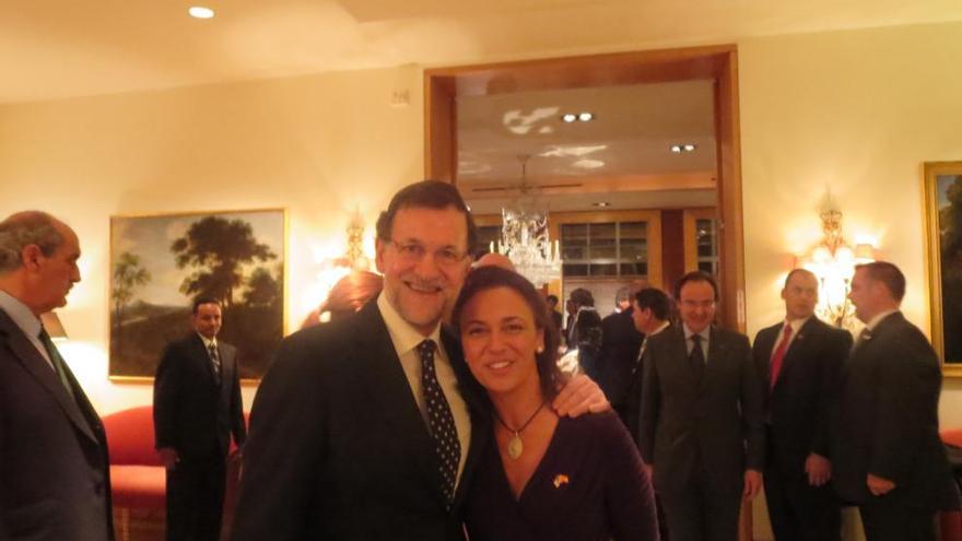 Mariano Rajoy con Teresa Valcarce Graciani, ayer en la Embajada de España en Washington