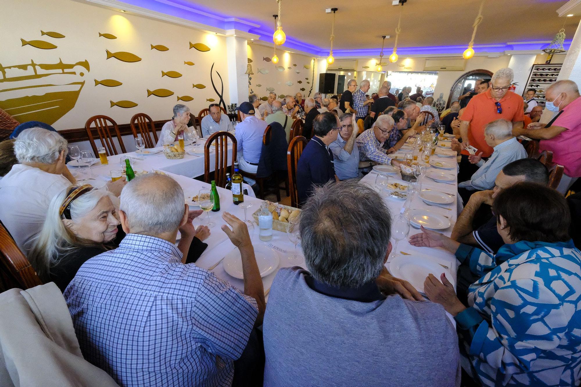 Reunión de antiguos alumnos del IES Alonso Quesada