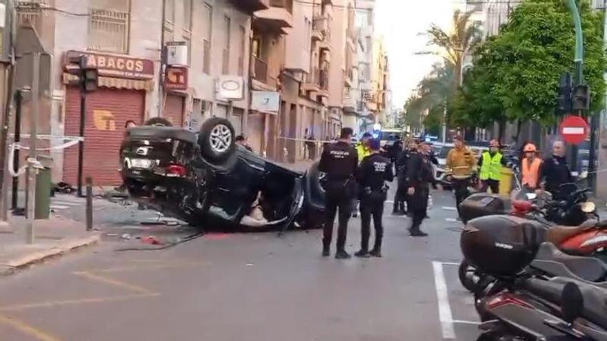 Una menor herida grave en Elche tras la indisposición de un conductor