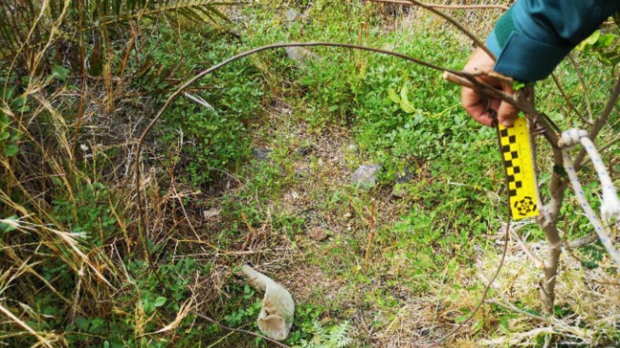 Intervención de los guardias civiles en una finca de Barranco Seco.