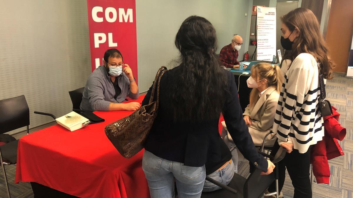 La Universidad Complutense de Madrid es uno de los centros presentes en la Feria Internacional de Estudios de Postgrado.