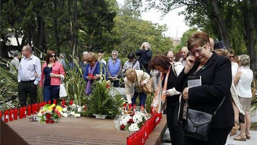 Las familias de los accidentados en el Yak-42 piden una comisión de investigación