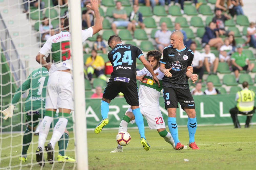 La victoria del Elche ante el CD Lugo en imágenes