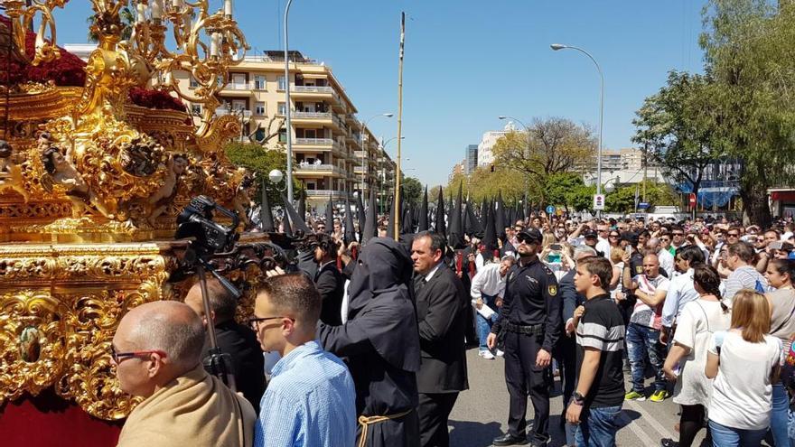 L&#039;agent custodiant la imatge de la germandat de la Sed.