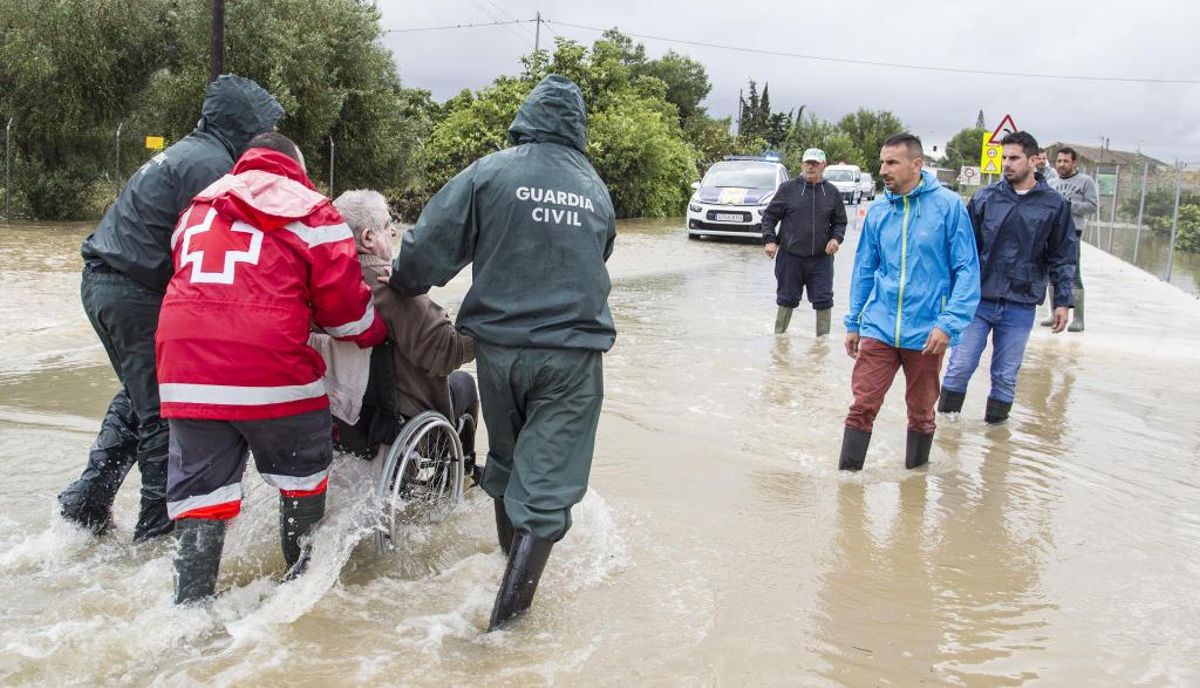 En directo | AEMET baja a nivel amarillo la alerta por lluvias en la provincia de Alicante para mañana