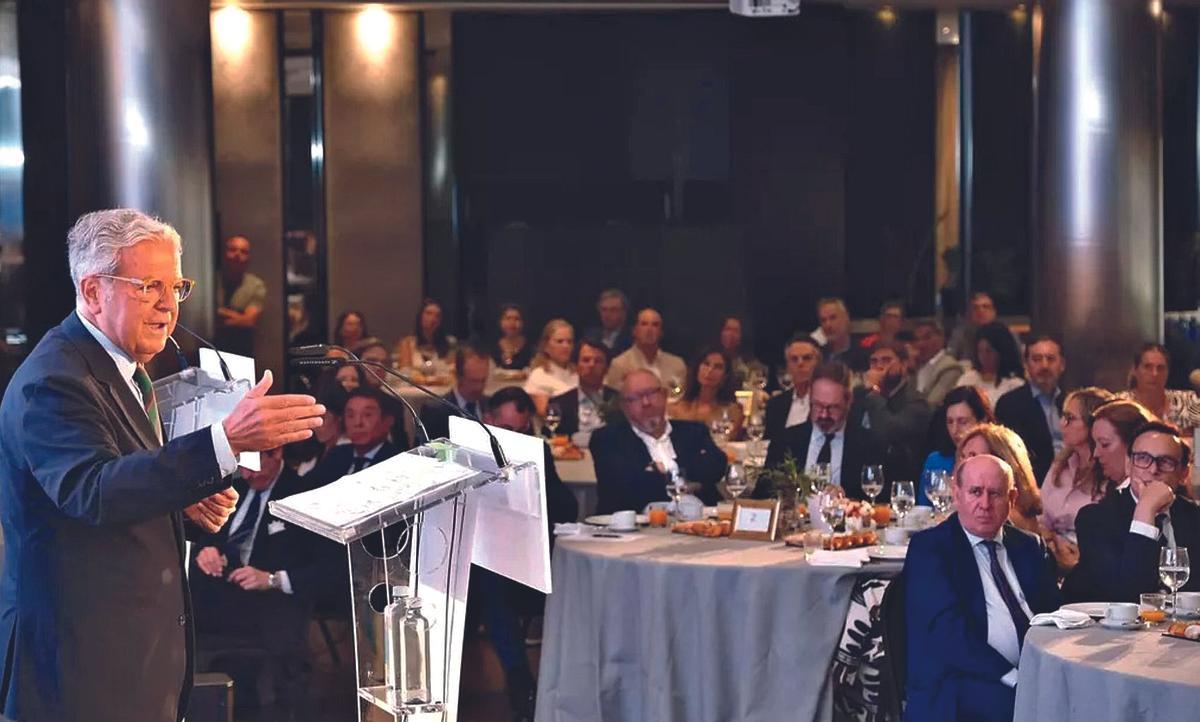 Salvador Fuentes, presidente de la Diputación de Córdoba, explica el papel de la institución en el refuerzo de la FP Dual vinculada a la BLET