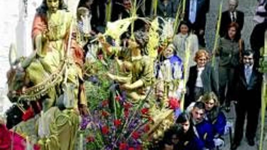 Domingo de luz y público en Cáceres