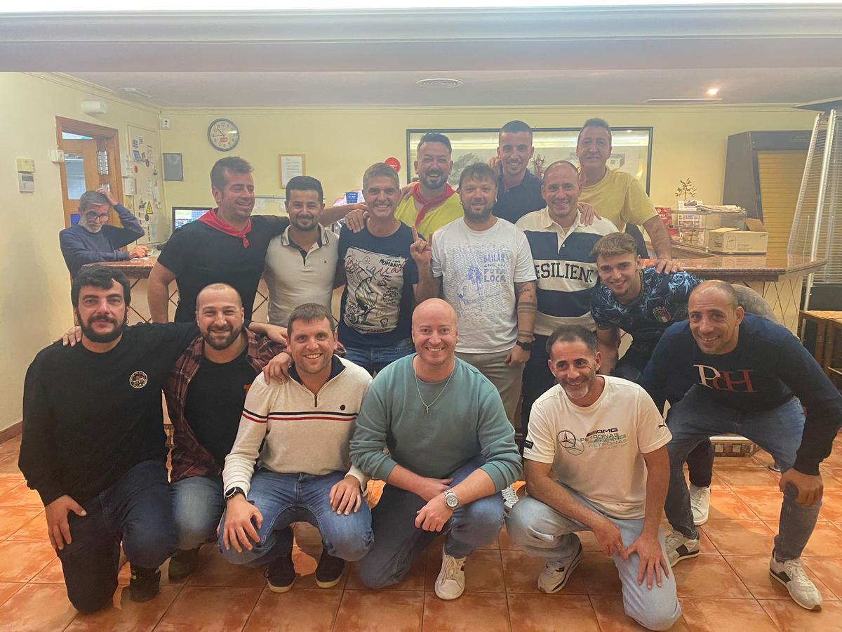 Foto de familia de los dimonis de Sant Antoni.