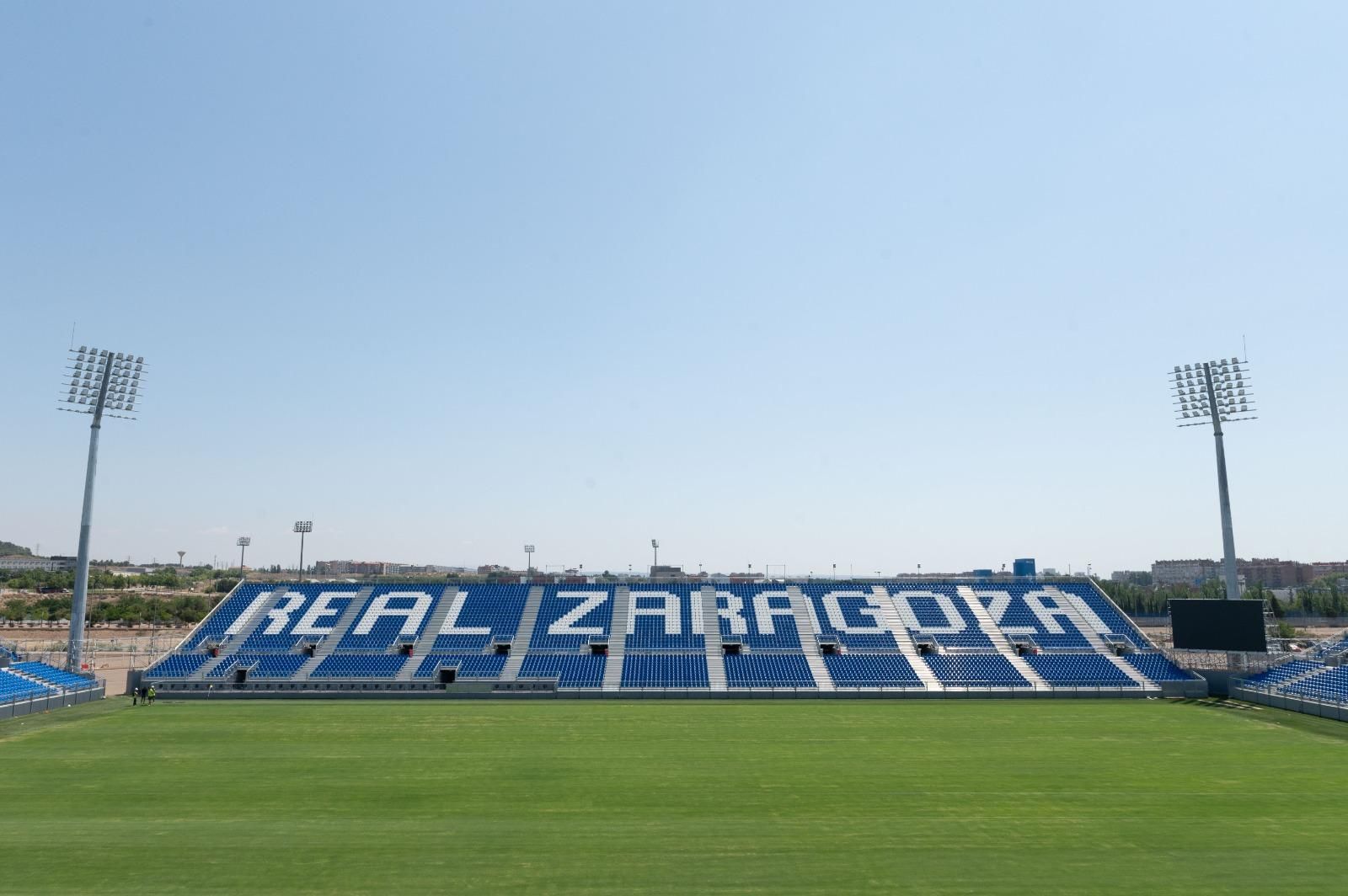 En imágenes | Así está el Ibercaja Estadio a pocos días de su inauguración en un amistoso