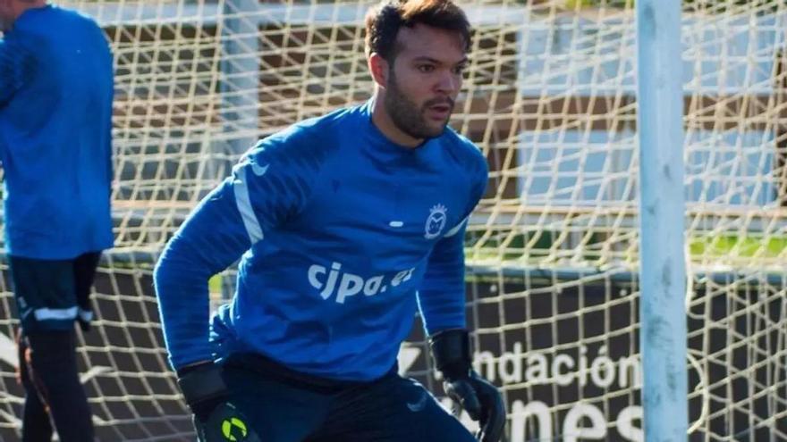 El Badajoz firma al portero Sergio Tienza