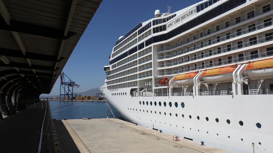 El Puerto de Málaga recibirá a más de 100 cruceros entre octubre y noviembre