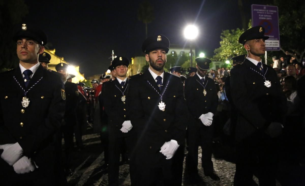 El Alcázar Viejo camina por Córdoba con la hermandad de Pasión