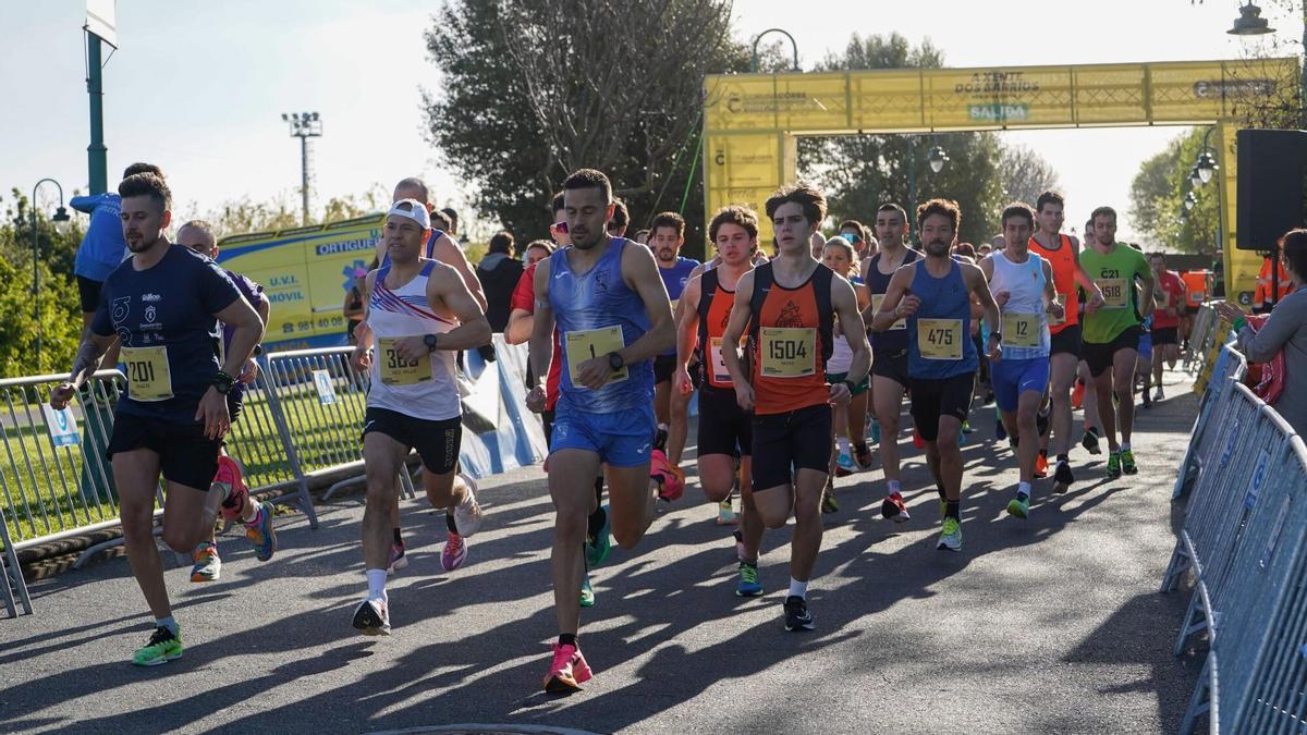 Participantes de una edición anterior de la Volta a Oza en el Coruña Corre.