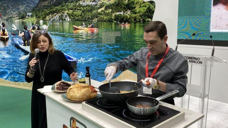 Aragón presume ante el turismo mundial del esquí y la gastronomía