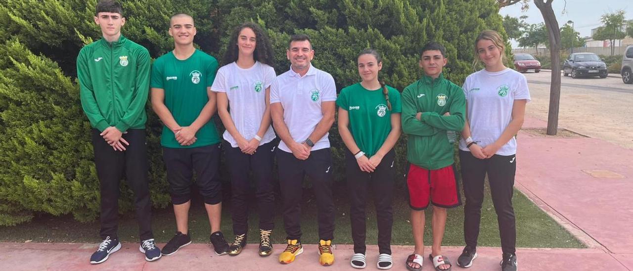 Un grupo de representantes cordobeses en el Campeonato de España de Crevillente.