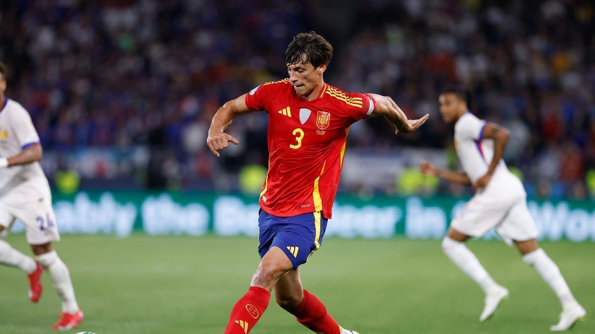 SELECCIÓN ESPAÑOLA | Le Normand se incorpora a la concentración por el lesionado Eric García