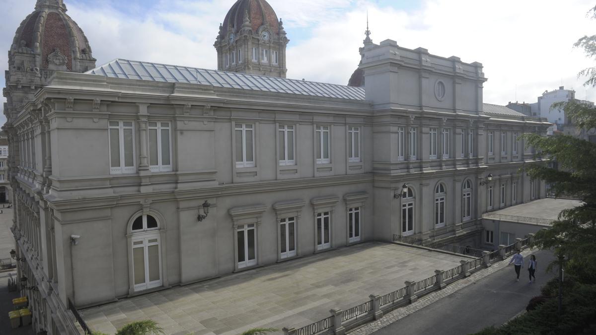 Fachada posterior del palacio municipal.