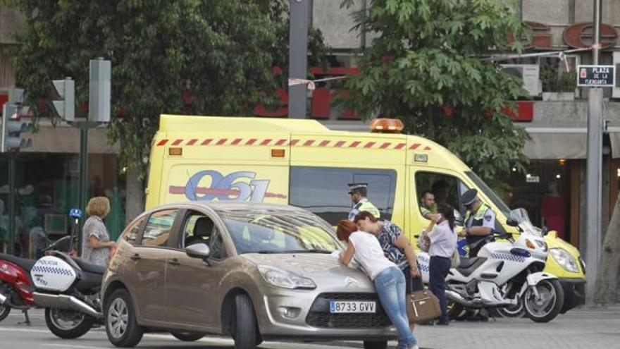 Herido leve al chocar su moto con un coche en Murcia