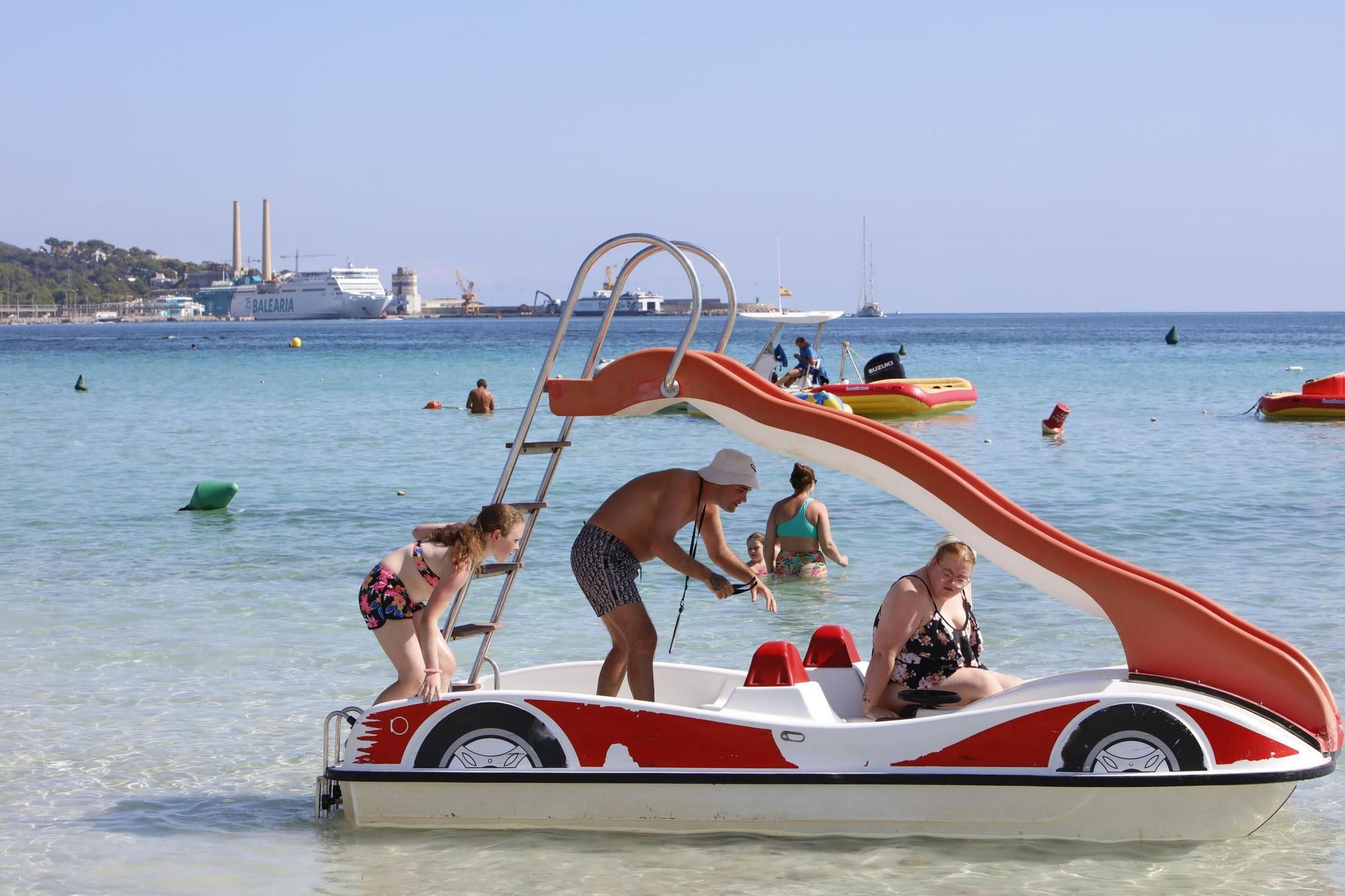 Sommer-Urlaub im Oktober: So sieht es derzeit am Strand von Alcúdia auf Mallorca aus