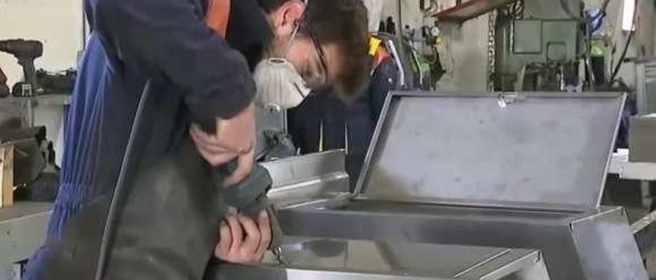 Proceso de producción en la planta de Taboada (Lugo).  // FdV