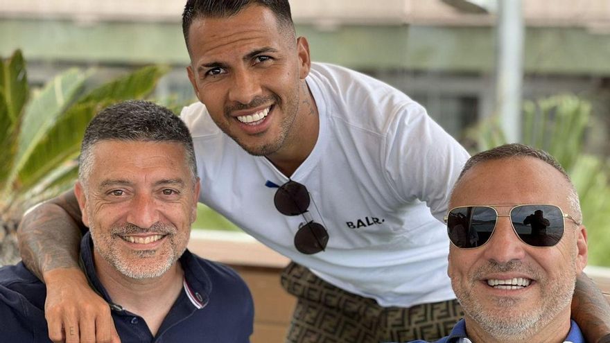 Jonathan Viera, the banner of the new UD for promotion