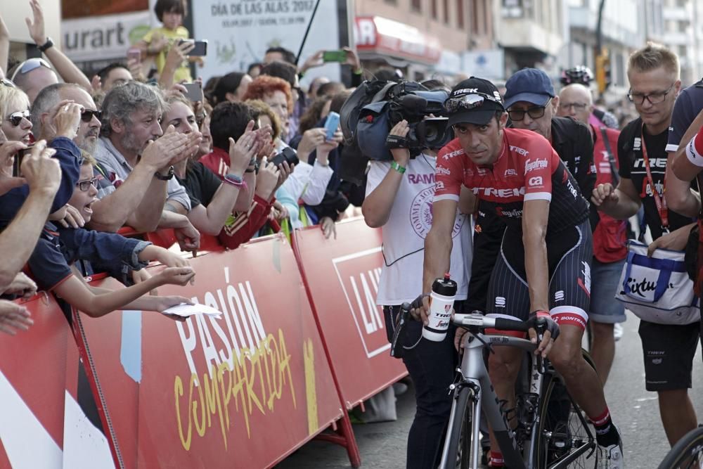 Llegada de la Vuelta a España al Muro de San Lorenzo