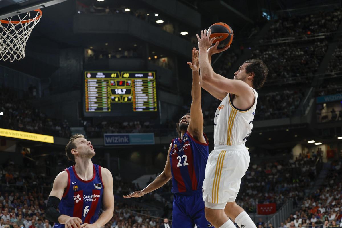 Real Madrid - Barça, segundo partido de semifinales del play-off de Liga Endesa, en imágenes.