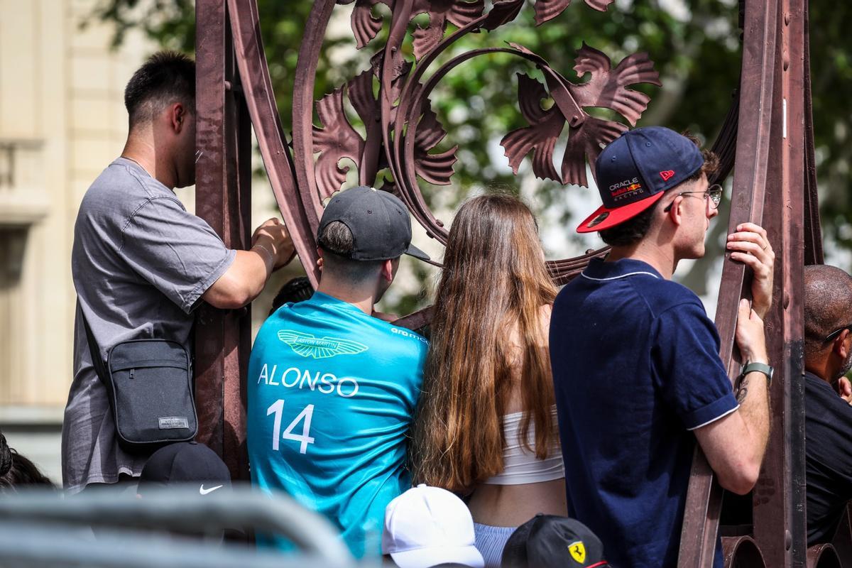 Exhibición F1 Barcelona: El Road Show en el Paseo de Gràcia, en imágenes Exhibición F1 Barcelona: El Road Show en el Paseo de Gràcia, en imágenes